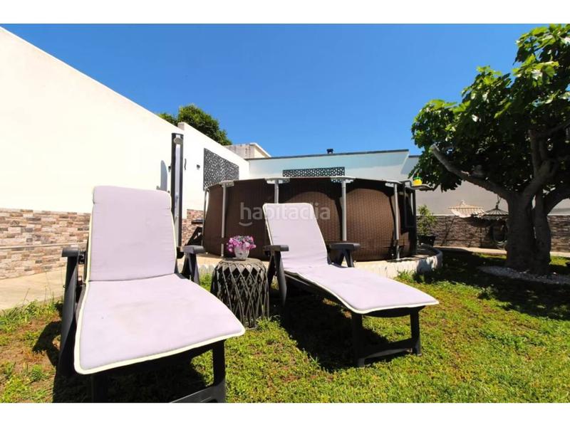 Foto 3db71b97-90d7-42d5-ac17-d10e0c4403f0. Chalet dans Avenida Elvas Badajoz