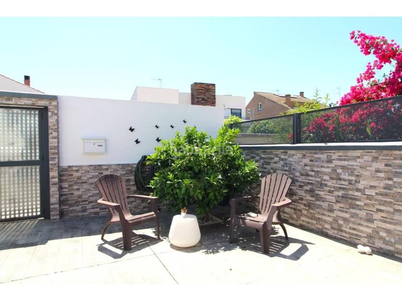 Foto fbcb9e0b-ce96-4a94-8cc1-7b2e44ea49dc. Chalet dans Avenida Elvas Badajoz