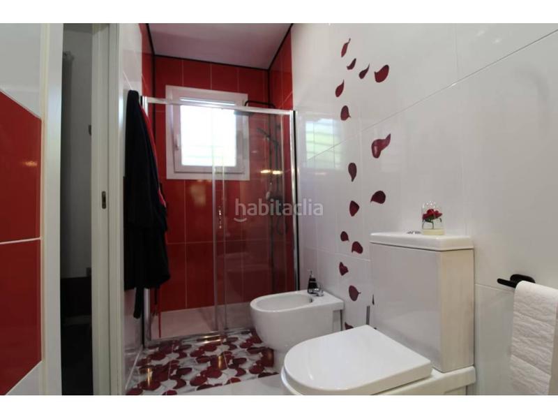 Foto fc874df5-eeda-47bb-856c-f9abbb1a5511. Chalet dans Avenida Elvas Badajoz