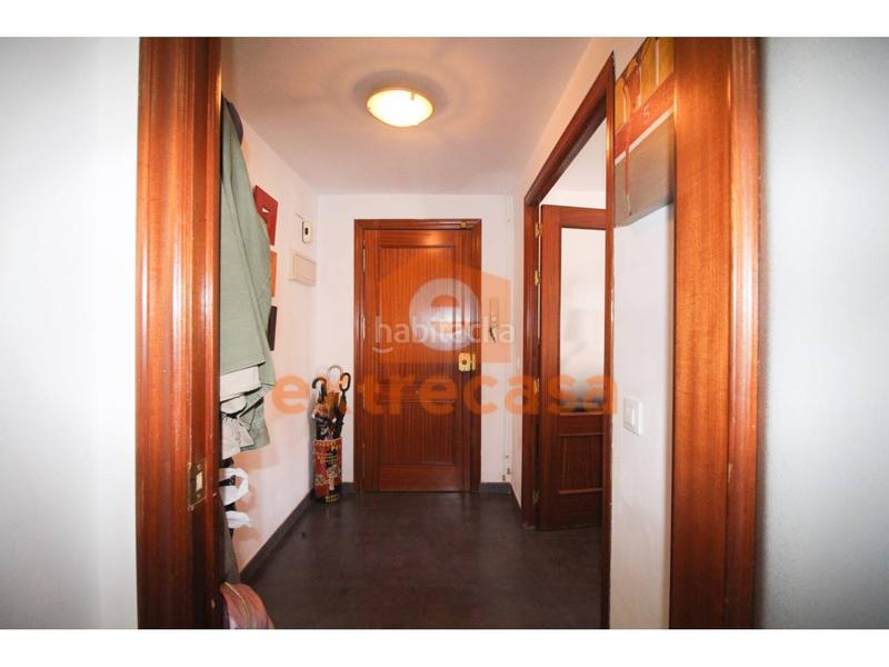 Foto 0e6203c4-b3bd-4760-bce9-ad3b102ecd49. Piso venta de un piso 4 habitaciones en maría auxiliadora en Badajoz