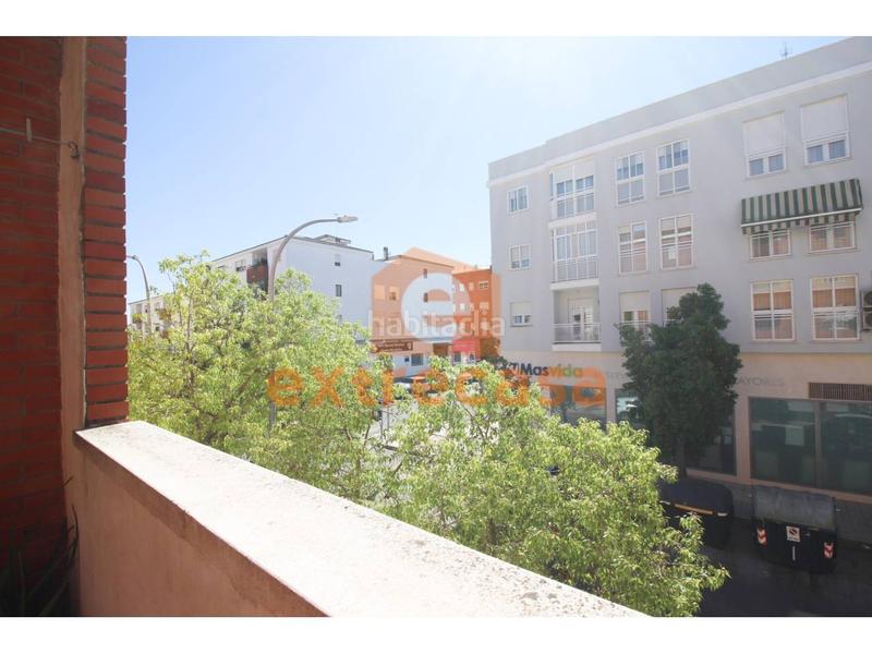 Foto 288ee8d8-3ecb-4ab7-b0f6-257cafc0d2d4. Piso venta de un piso 4 habitaciones en maría auxiliadora en Badajoz