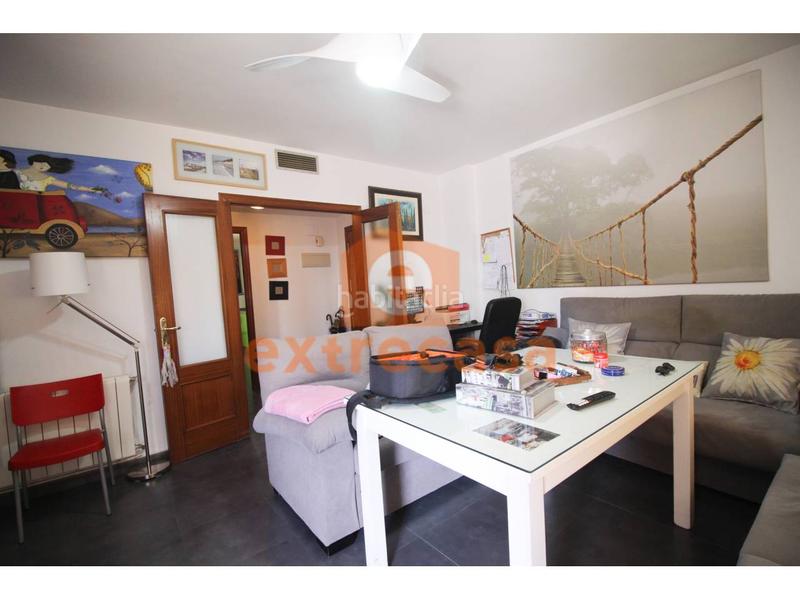 Foto 8f85e6f2-63d8-40eb-84b7-3276a7fbace8. Piso venta de un piso 4 habitaciones en maría auxiliadora en Badajoz