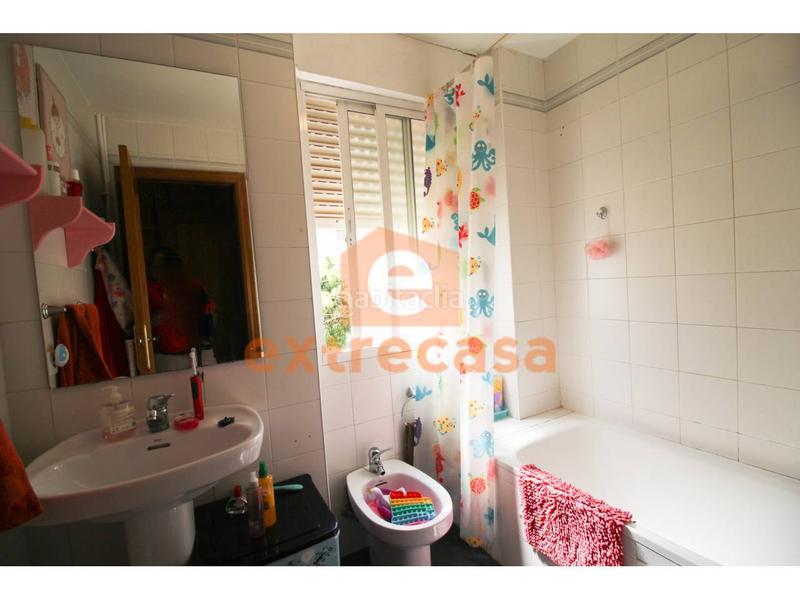 Foto ef7e46db-f8aa-478b-951e-2fd1c0f71402. Piso venta de un piso 4 habitaciones en maría auxiliadora en Badajoz