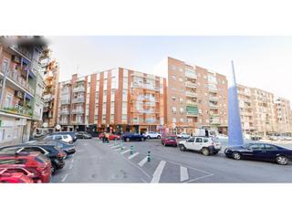 Miete Geschäftsraum in Santa Marina. Alquiler de local comercial en pleno centro de badajoz