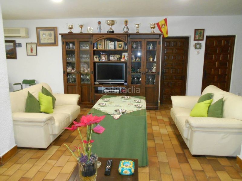 Foto cd927338-fffb-4181-a15d-4e44c8e7aa1c. Chalet con riscaldamento parcheggio in Carretera de Sevilla - Los Montitos Badajoz