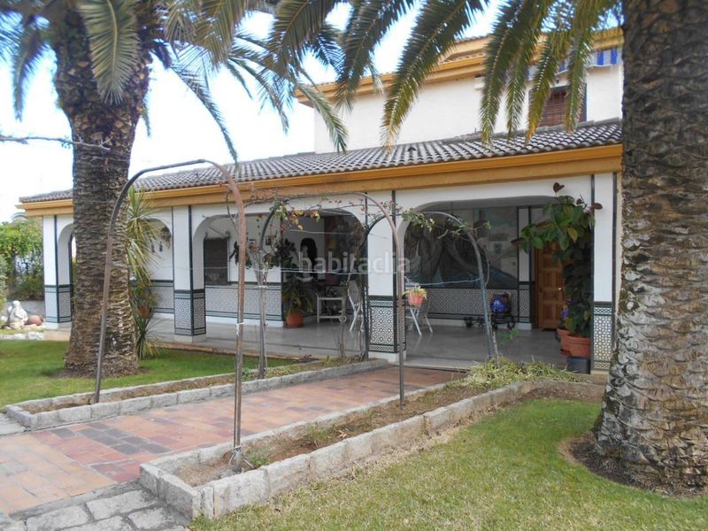 Foto e70c397c-a9f6-44f7-b3ab-88d5e21dd17d. Chalet con riscaldamento parcheggio in Carretera de Sevilla - Los Montitos Badajoz