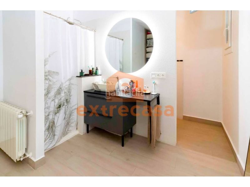 Foto bd87b7e6-0d0d-4c74-9efb-3d69d21a24c6. Casa amb calefacció a Casco Antiguo Badajoz