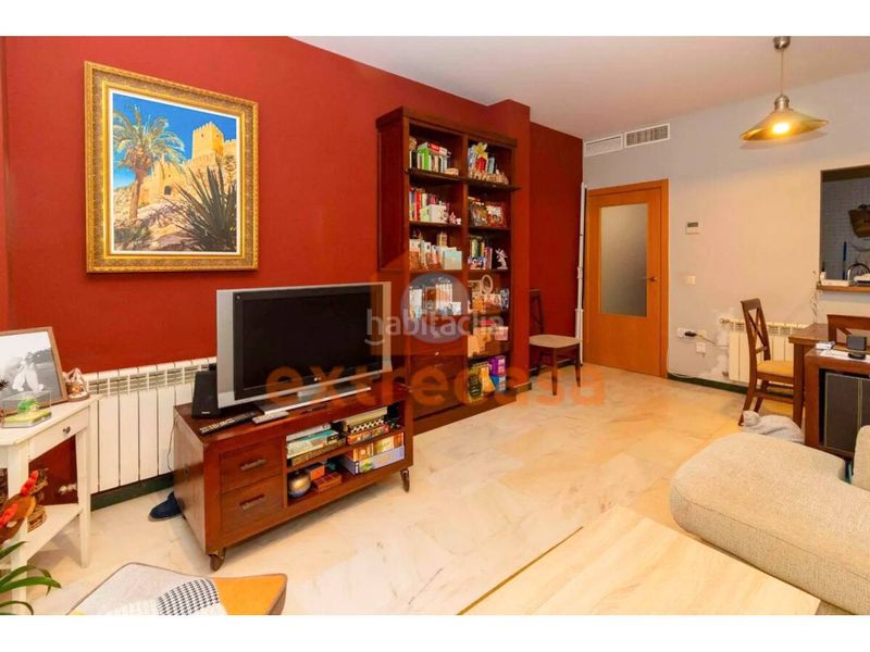 Foto 754a4325-7a37-457e-919d-5b2b6611e27d. Apartament amb calefacció a Casco Antiguo Badajoz