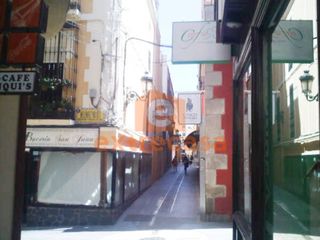 Lloguer Estudi a Casco Antiguo. Estudio en alquiler en el centro histórico de badajoz