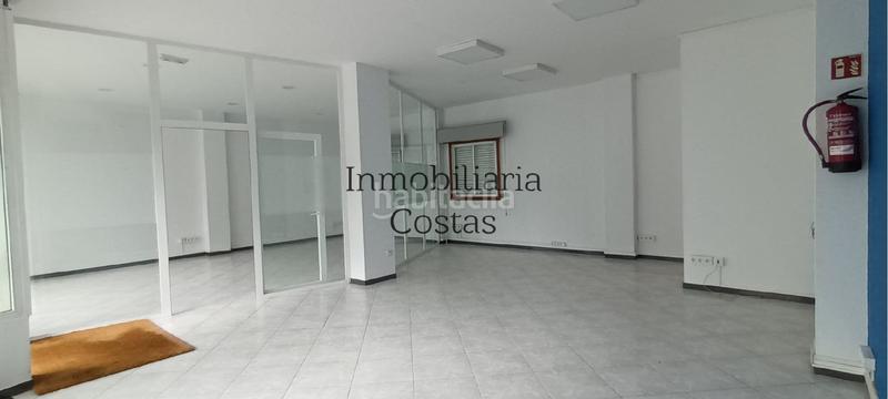 Foto ced9775e-2a02-40c8-bd3f-e7c3f28fb852. Lloguer local comercial a Casablanca - Calvario Vigo