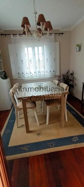 Foto 76b310f9-b62b-4897-8d03-edbb1d075261. Casa amb calefacció aparcament a Alcabre Vigo