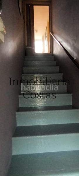 Foto e29b0ad9-b239-4496-a796-fd6b90259647. Casa amb calefacció aparcament a Alcabre Vigo