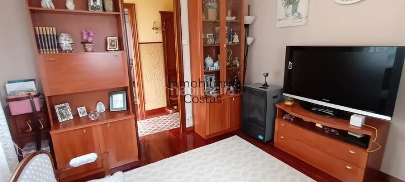Foto fb5d837a-bd9c-4123-80b6-07c27a6a70b9. Casa amb calefacció aparcament a Alcabre Vigo
