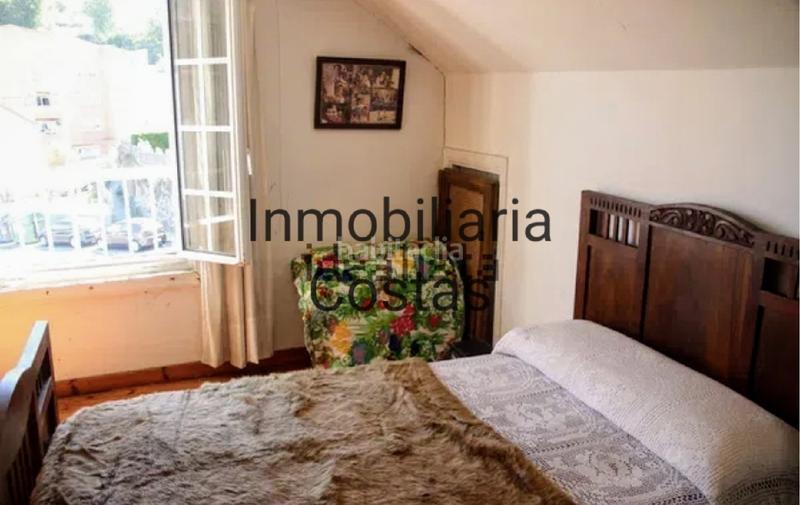 Foto 037dbea3-8168-4761-85e0-56c38d9dfba9. Casa amb calefacció aparcament a Bueu