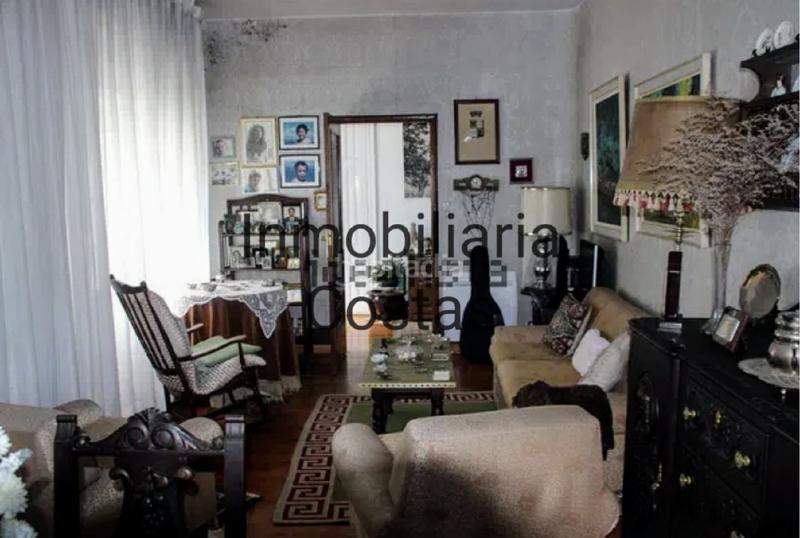 Foto c3a411dd-0bb6-4ff9-bfc8-b9030bf2fcce. Casa amb calefacció aparcament a Bueu