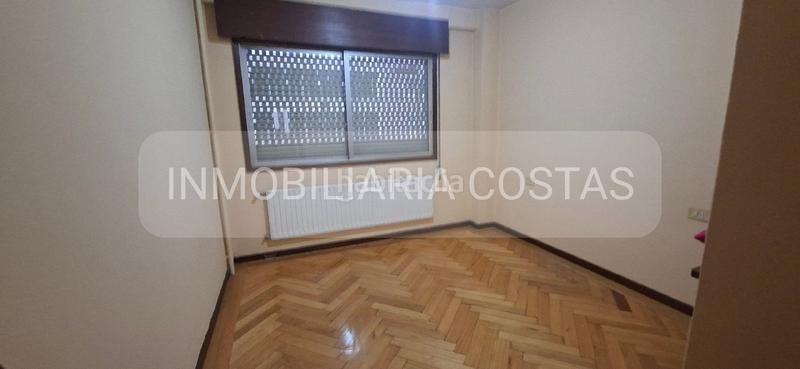 Foto 32c5f761-c708-405f-b261-05dcfa8f4e7f. Rent flat with heating in As Travesas - Balaidos Vigo
