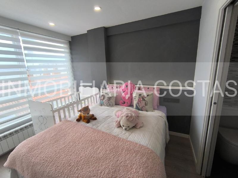 Foto 5ddc7c4f-7df9-45c9-88e1-c53e9a00cb82. Piso  torrecedeira en Berbés - Peritos Vigo