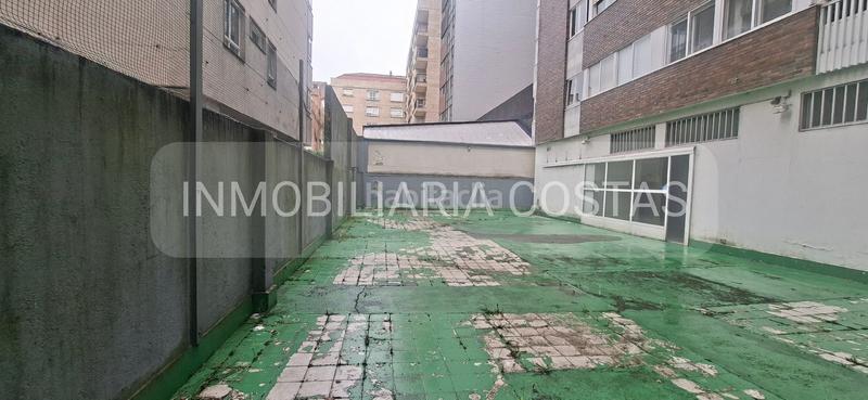 Foto c45befdc-e781-40fa-aa5b-2fb62b817d2f. Local comercial a Centro - Areal Vigo