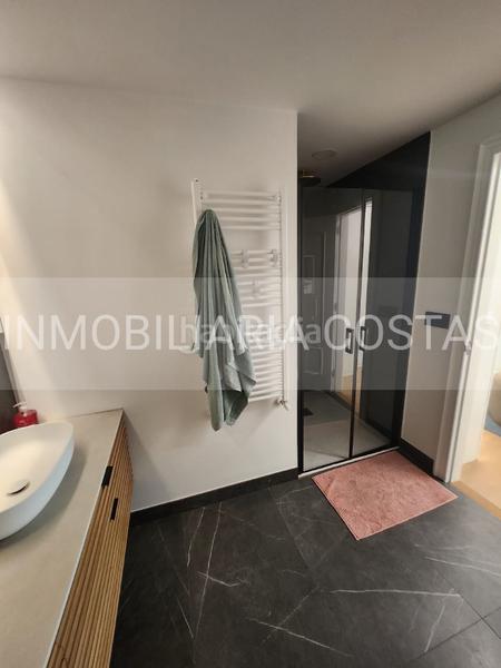 Foto 0b34ea29-aa55-42ec-93bf-8c0c972e9091. Chalet con riscaldamento parcheggio piscina in Baiona