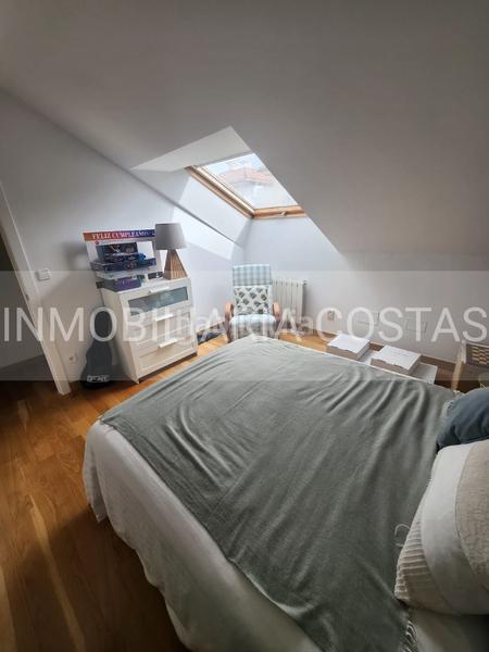 Foto 25db01bd-9220-46c2-ba5d-f4d5bf0c5187. Chalet con riscaldamento parcheggio piscina in Baiona