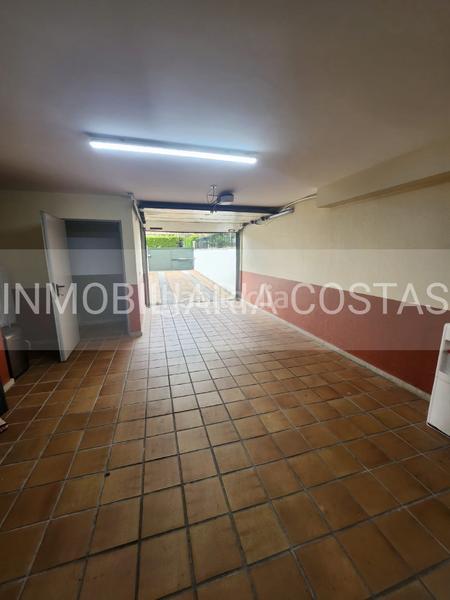 Foto 3765e307-7cc5-441f-b0fc-0a0500d1f620. Chalet con riscaldamento parcheggio piscina in Baiona