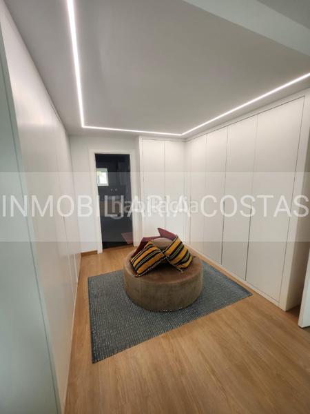 Foto 92adf8f5-34cc-4702-93f1-0a650dacbd6d. Chalet con riscaldamento parcheggio piscina in Baiona