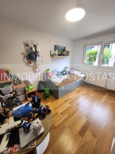 Foto b5906269-28cd-47df-9c65-7687a7000486. Chalet con riscaldamento parcheggio piscina in Baiona