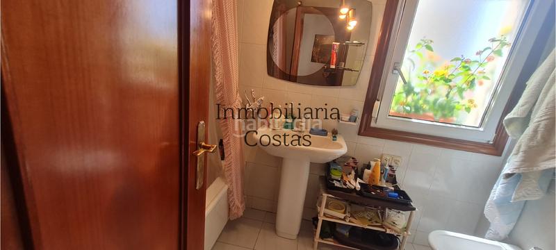 Foto 2a1d492d-e13e-41fa-8313-c9f20f024321. Appartement avec parking dans Nigrán centro Nigrán