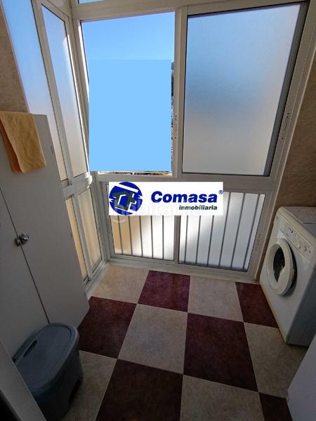 Foto 13dd6e23-e789-44a5-8031-3f492ca22c36. Casa amb calefacció aparcament a Martos