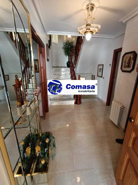 Foto af928d3a-85b8-42de-a873-a02ee0d56ef7. Casa amb calefacció aparcament a Martos