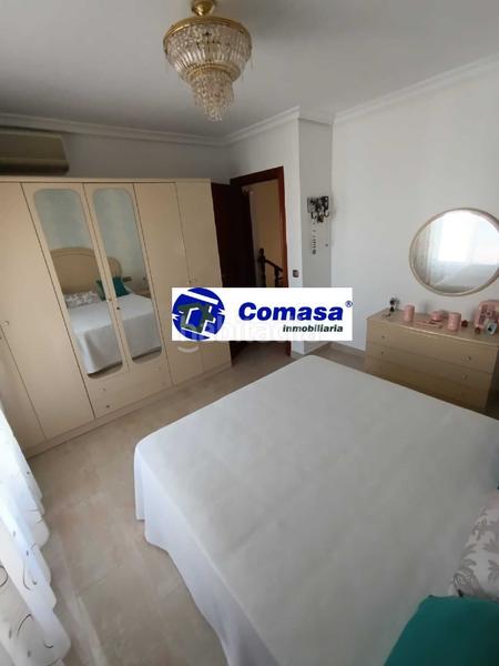 Foto be4ce7f3-adac-44c9-95f9-7cf703920f02. Casa amb calefacció aparcament a Martos