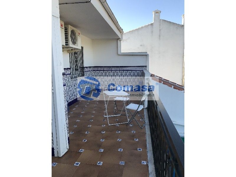 Foto 00b9f8e5-2ed3-4742-9e82-aa83c9af0c1b. Rent flat with heating in Martos