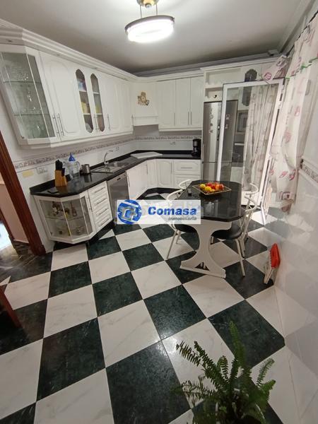 Foto 1d0eecdb-5378-48ee-b1ab-b8af52adb2e6. Casa amb calefacció aparcament a Martos