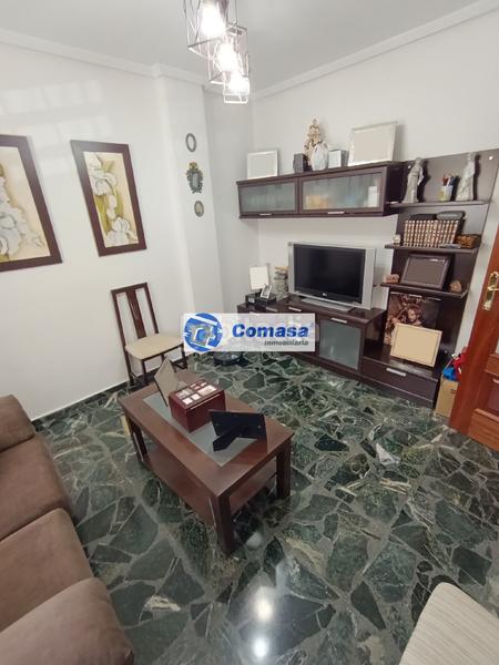 Foto 5d067ed0-8a49-464e-9c99-3d7025faf0df. Casa amb calefacció aparcament a Martos