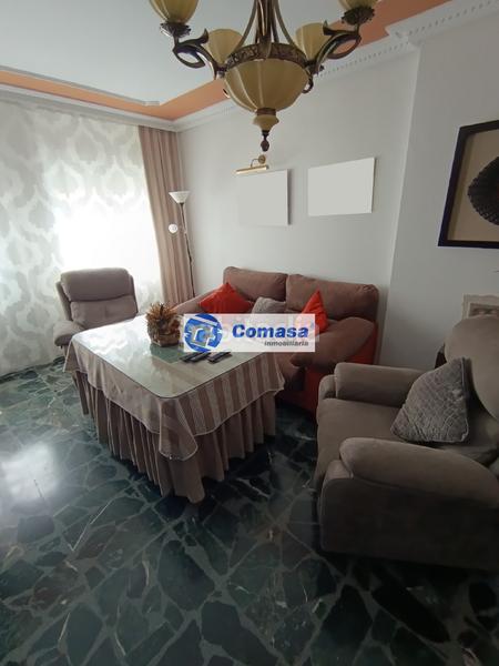 Foto ce950bf5-d963-41a3-a1c4-76991ff2f6c0. Casa amb calefacció aparcament a Martos