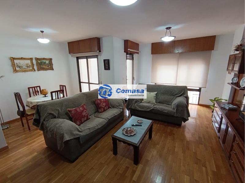 Foto e4a017d7-768d-4d35-9de5-16a8ea1a0aa5. Lloguer pis amb aparcament piscina a Martos