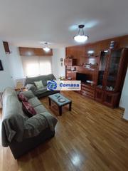 Miete Etagenwohnung in Martos. Piso  martos arrayanes