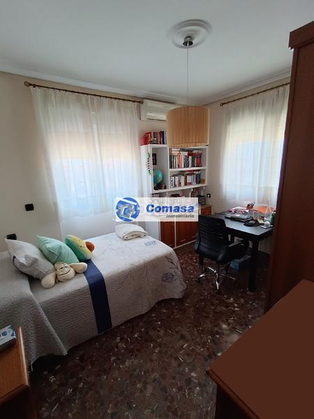 Foto 6fa76d0d-b24d-46c2-a857-9077627a93e6. Casa amb calefacció aparcament a Martos