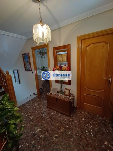 Foto 71d5900e-4183-48e6-8164-7f72a1872201. Casa amb calefacció aparcament a Martos