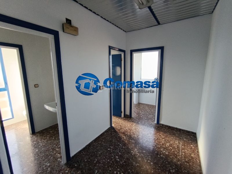 Foto 4bbaa1d6-4d61-463d-ac34-55a166ea3a17. Nau industrial a Martos