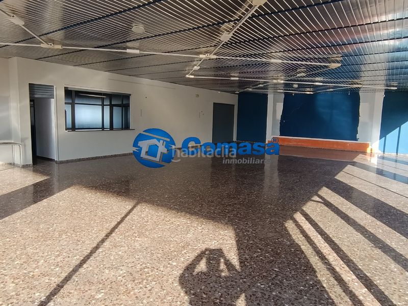 Foto 6227087a-0803-497b-a54b-99ccbf810931. Nau industrial a Martos