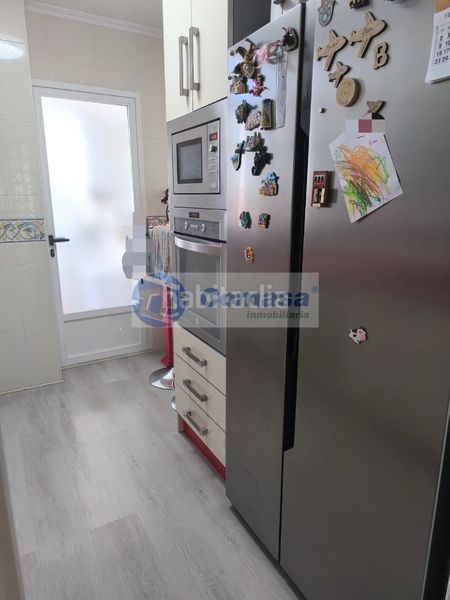 Foto 5fb05a2e-29b8-438a-bec2-da823e118658. Pis amb calefacció aparcament a Martos