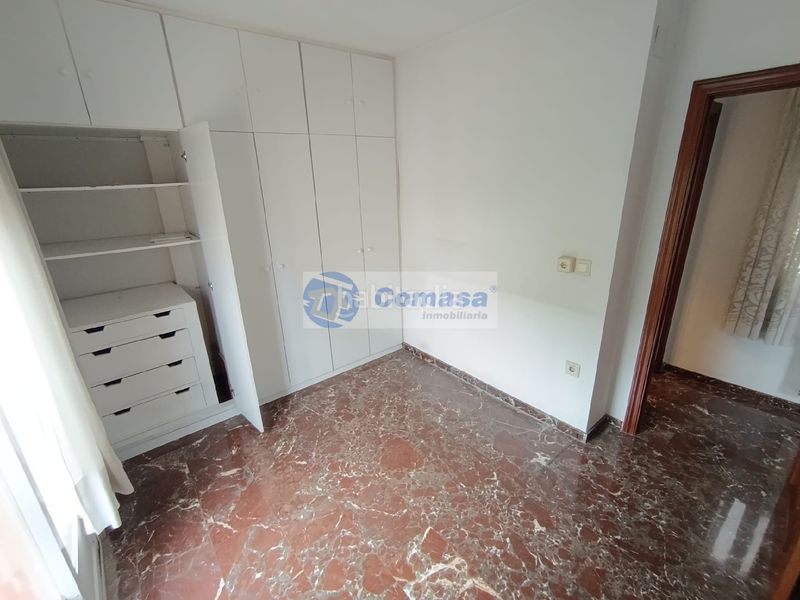 Foto 8f80ebf1-2b94-4a91-af77-67e1fbd4dab1. Piso  centro en Martos