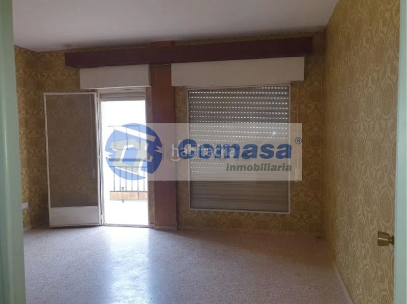 Foto 5c7a587c-dfbd-43ee-85c8-38097d0bc6d1. Piso  parque en Martos