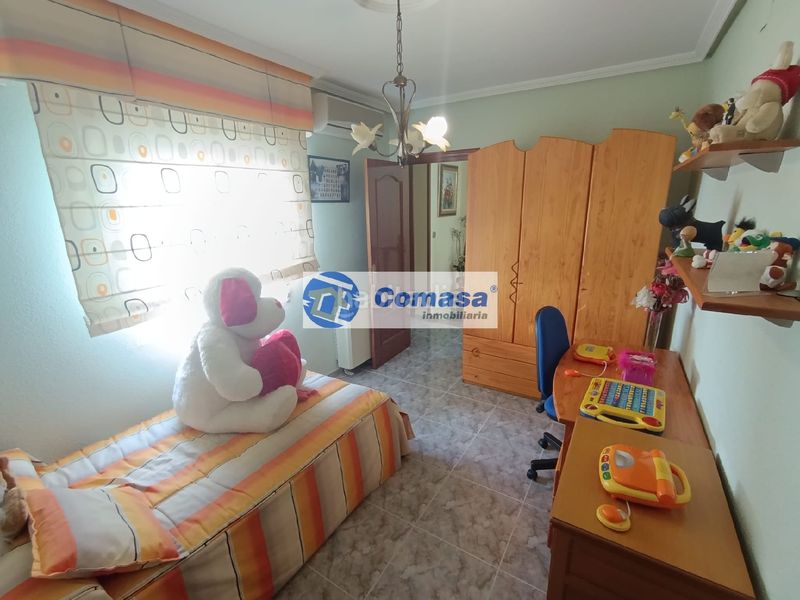 Foto 40fc23df-1810-4e8a-affc-a80533e29f28. Casa amb calefacció a Martos