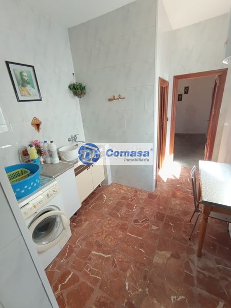 Foto 904b82b8-36f1-4093-b98c-12f2b6d4ea38. Casa amb aparcament a Fuensanta de Martos