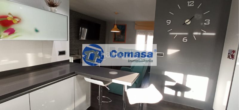 Foto 423d1592-4d9e-4bf2-a824-2c137379a6c4. Appartamento con riscaldamento parcheggio in Martos