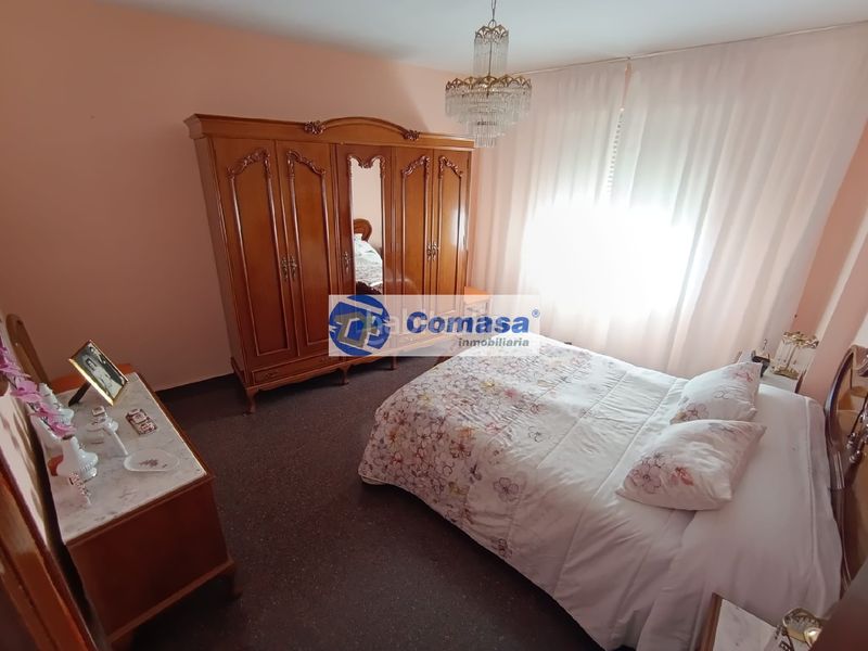 Foto 0367c822-d794-4cc4-a31c-582e952b399a. Pis a Martos