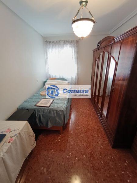 Foto a102a369-8094-4f86-a339-36b139d64881. Piso  carrera en Martos