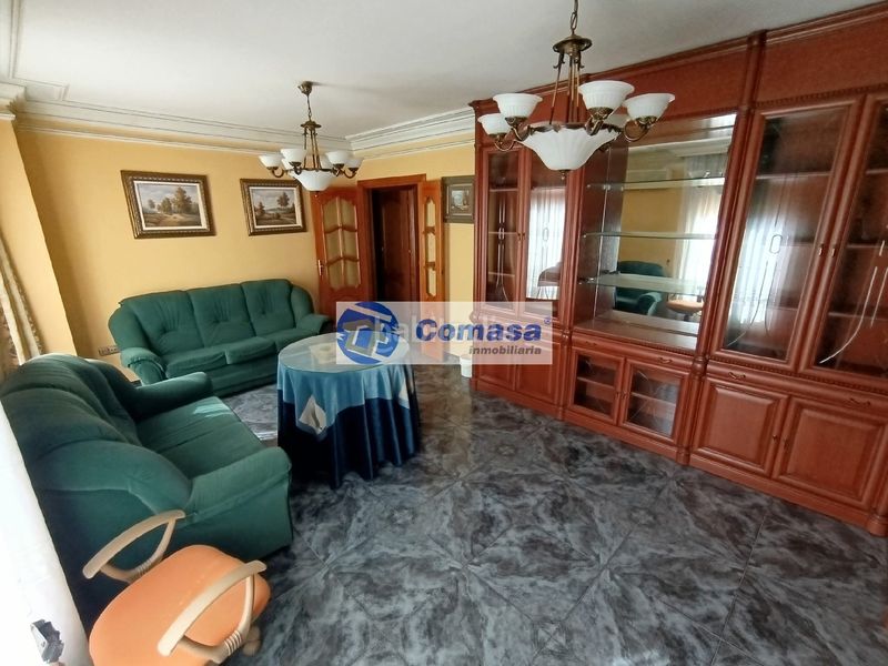 Foto 009b2649-a4eb-40d0-91a6-c1b8f2c5e497. Pis a Torredelcampo